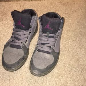 Black and grey Jordan 1 Flight 2’s